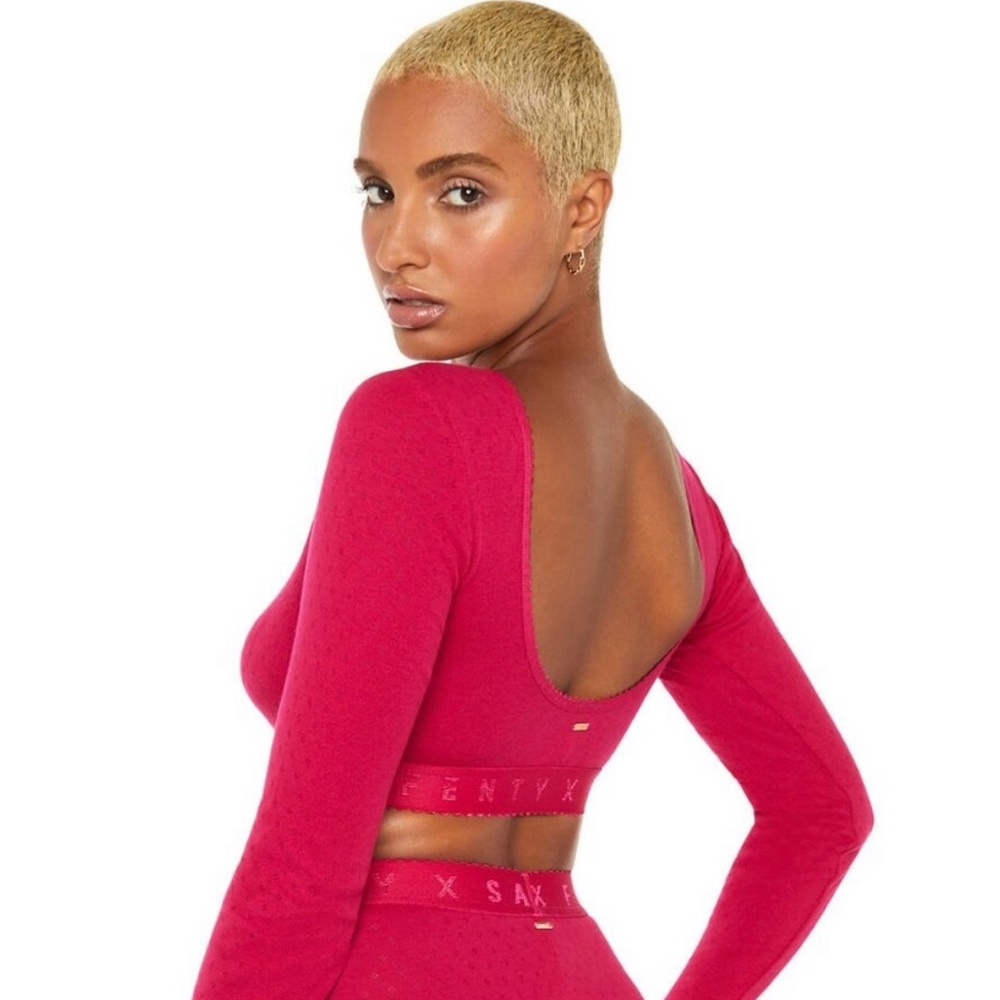 SAVAGE X FENTY Long Sleeve Top Magenta